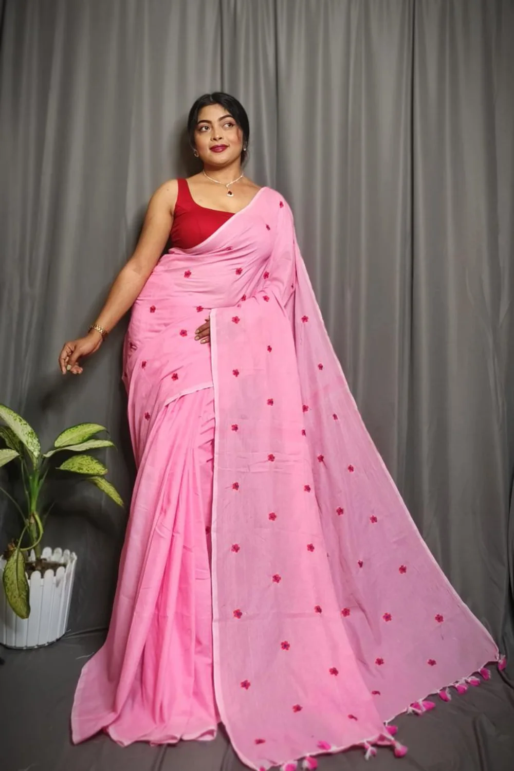 Pink Cotton Saree With Floral Embroidery