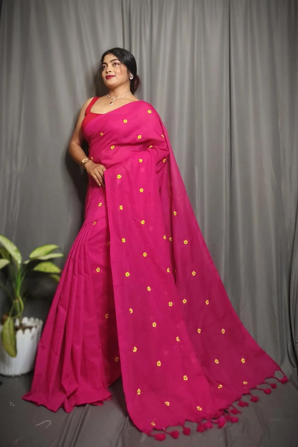 Dark Pink Cotton Saree With Floral Embroidery