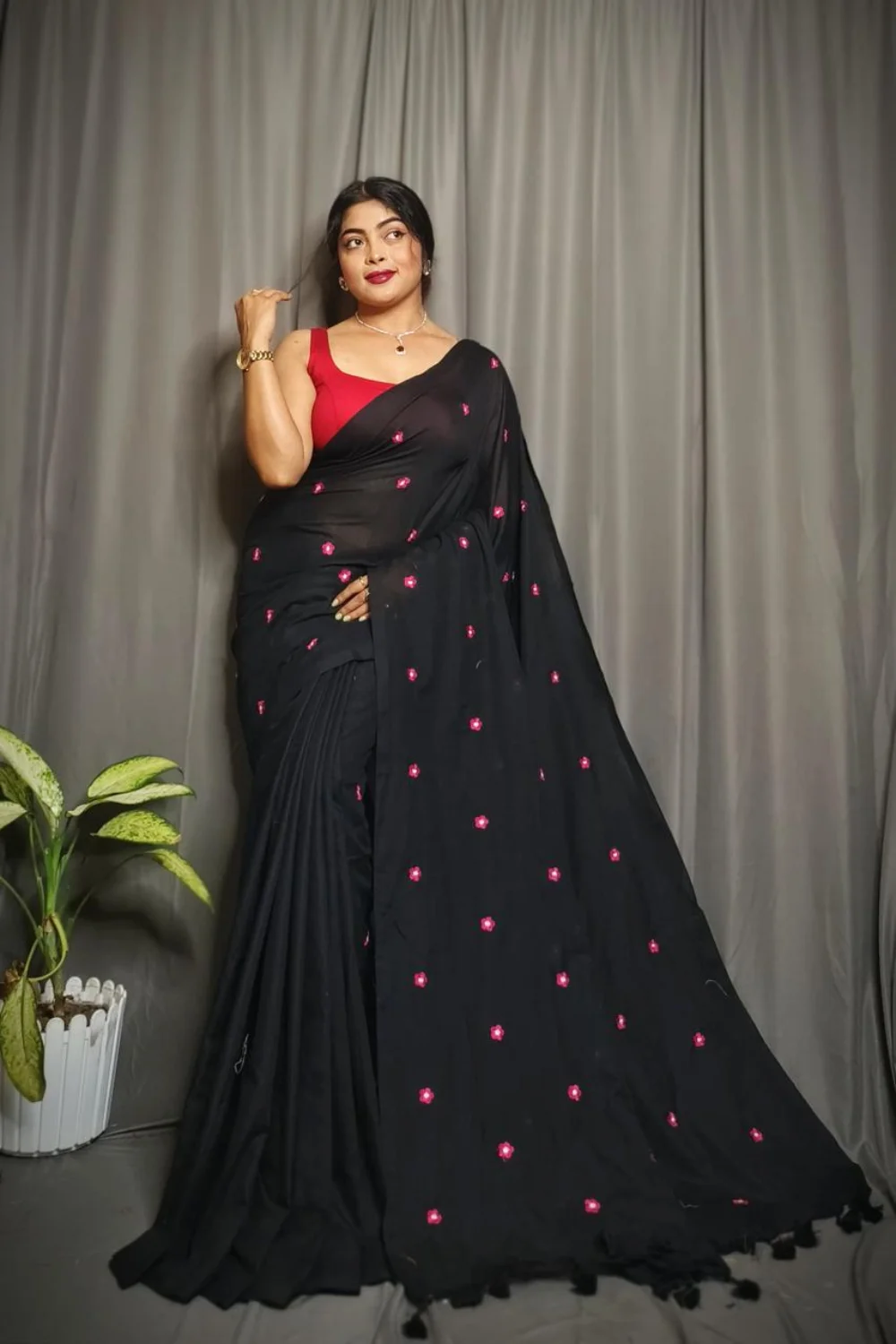 Black Cotton Saree With Floral Embroidery