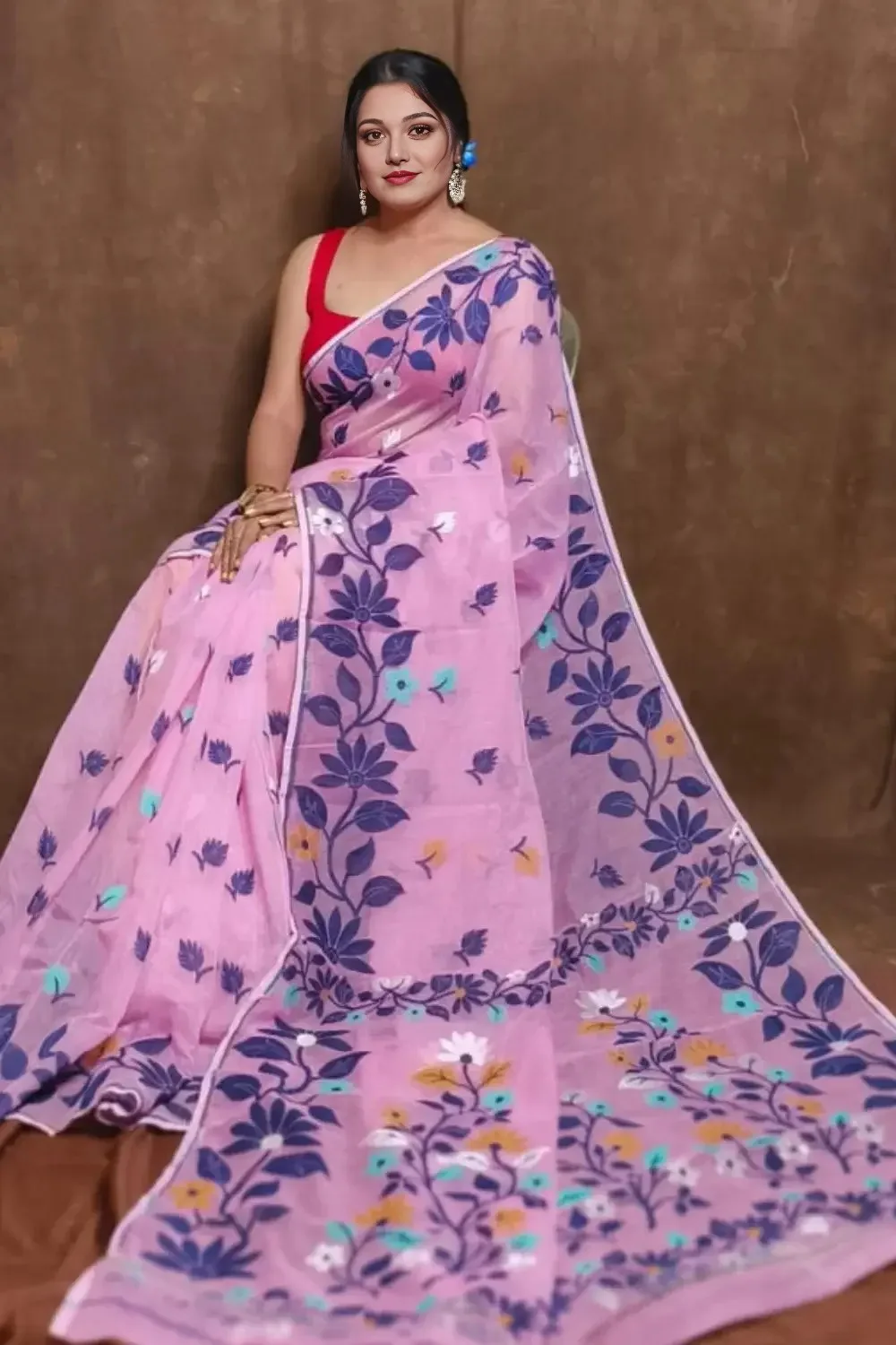Violet Dhakai Jamdani Saree With Lota Motifs