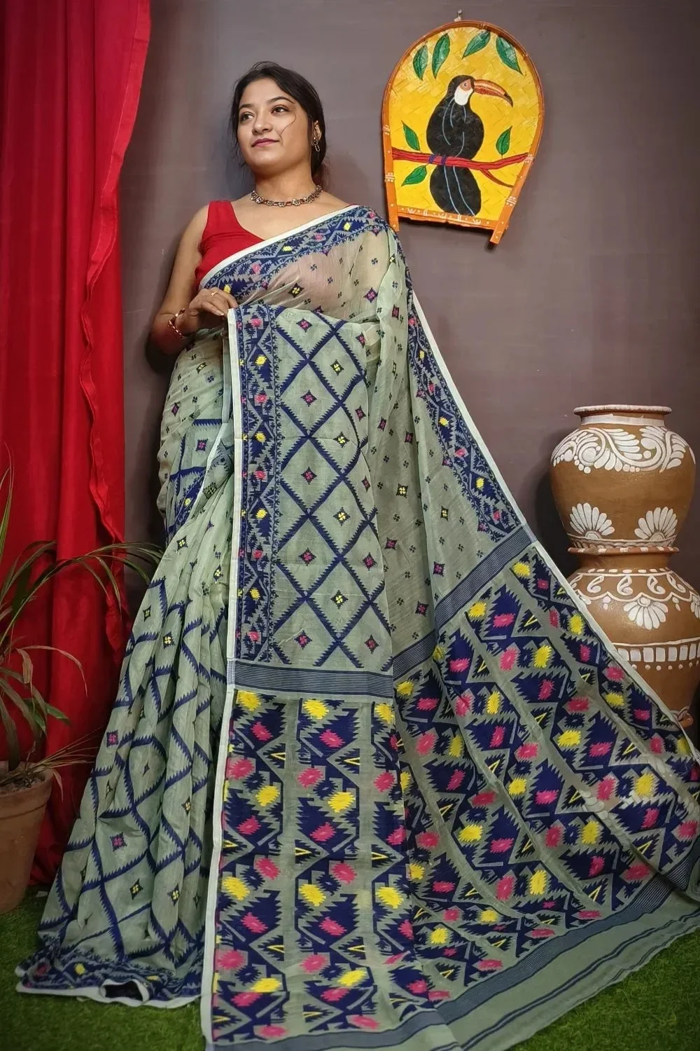 Gray Handloom Dhakai Jamdani Saree