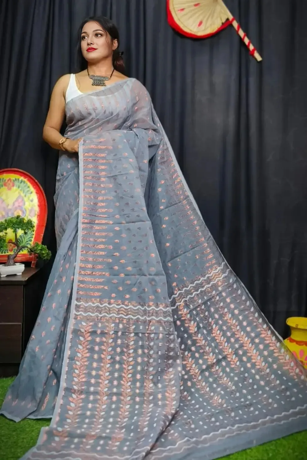 Gray Unique Dhakai Jamdani Saree