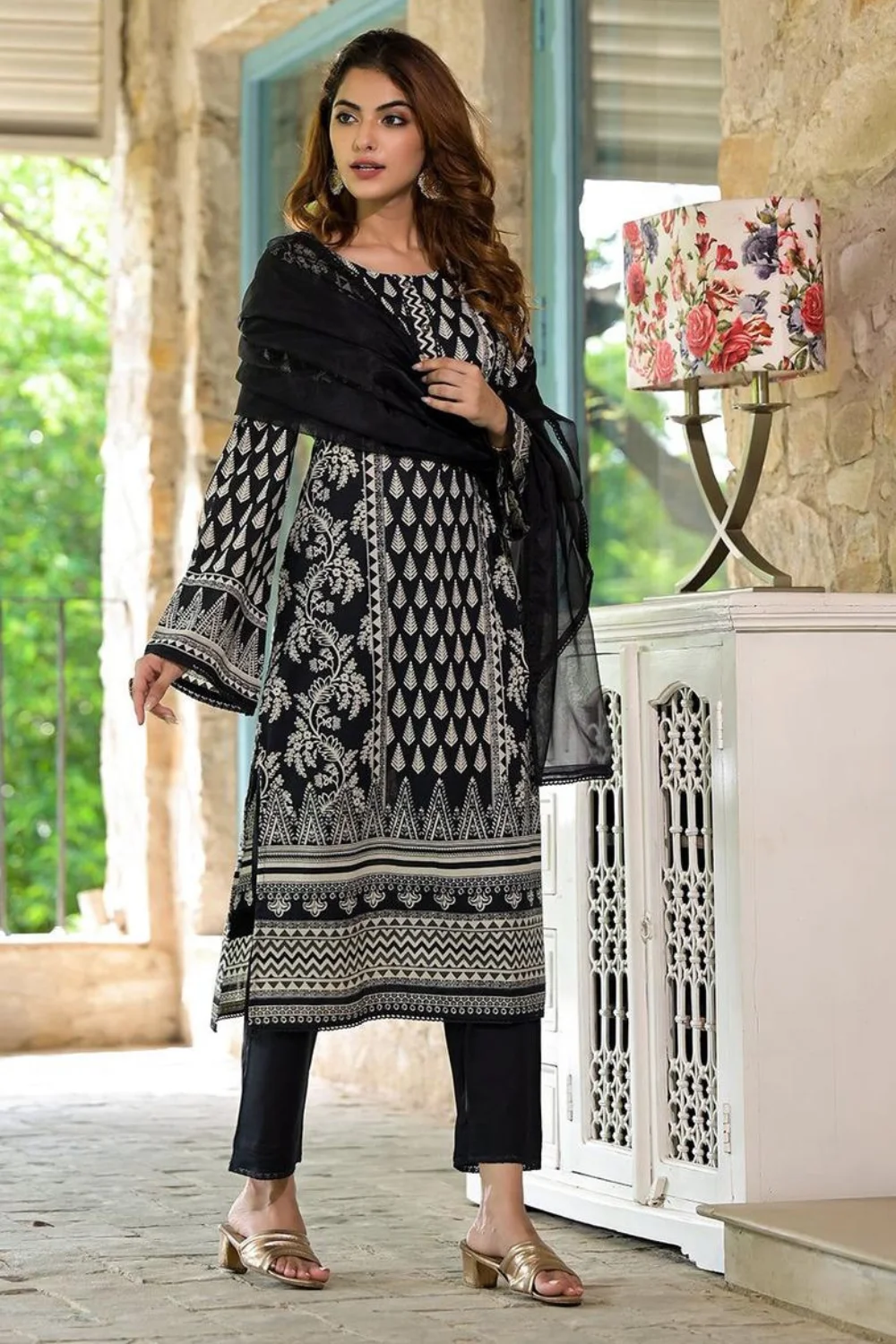 Classic Black Jaipuri Kurta Pant Dupatta Set