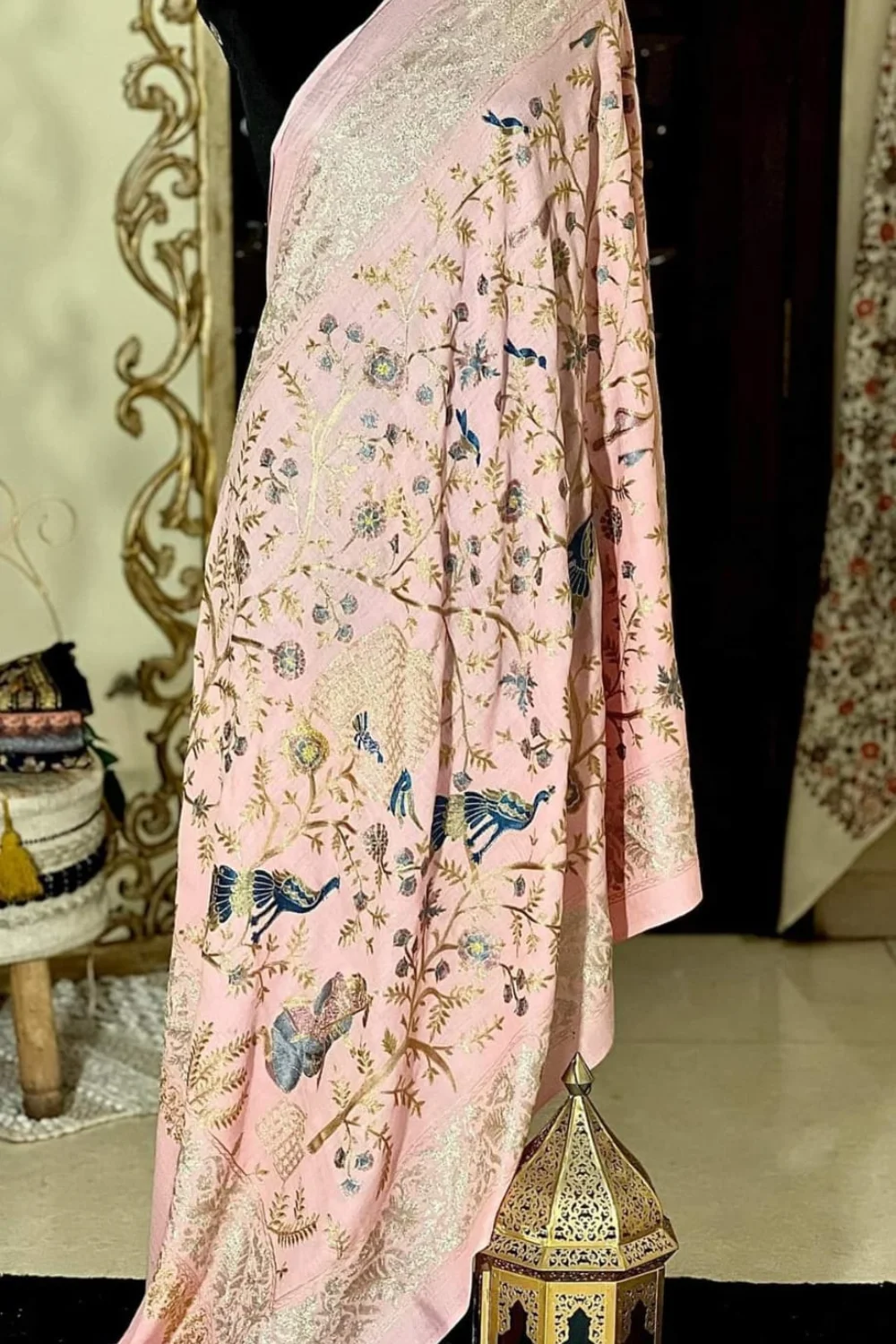 Elegant Warm and Soft Kashmiri Shawl