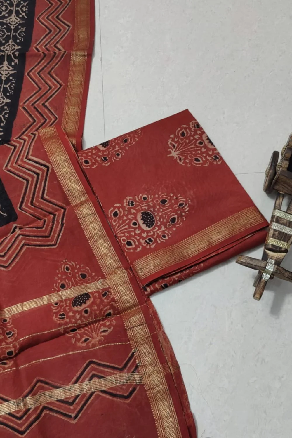 Classic Maheshwari Silk Suit Piece Set