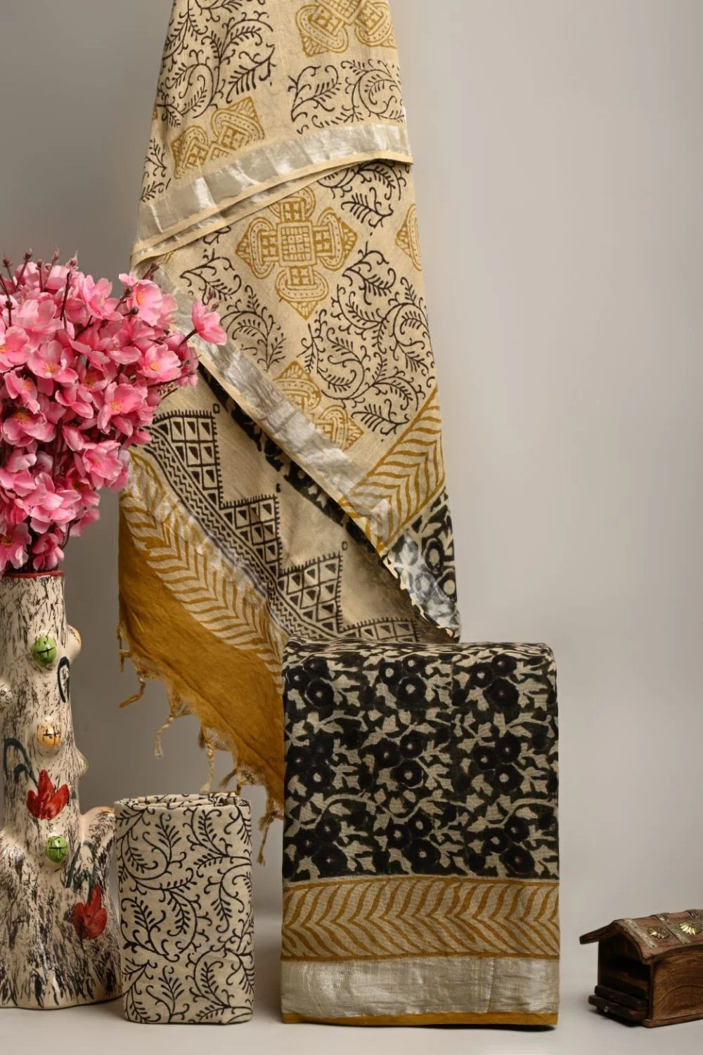 Graceful Handblock Printed Linen Suit Piece Sets
