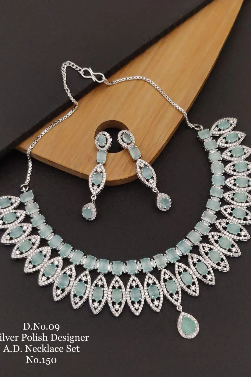 Beautiful Silver Polished AD Necklace
